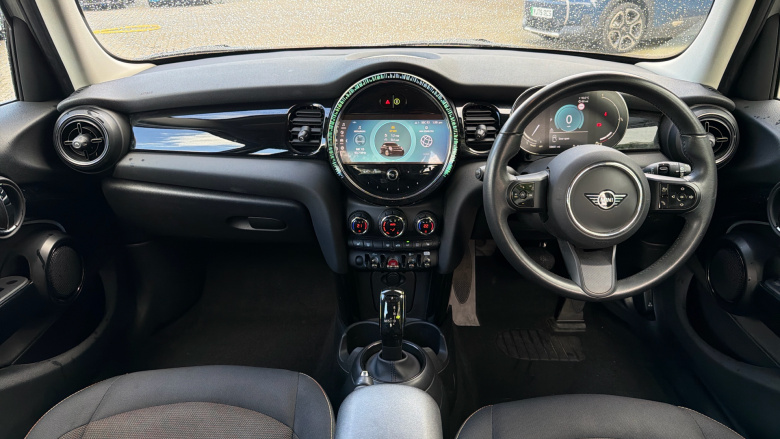 MINI Hatchback 1.5 Cooper Classic 5dr Auto Petrol Hatchback